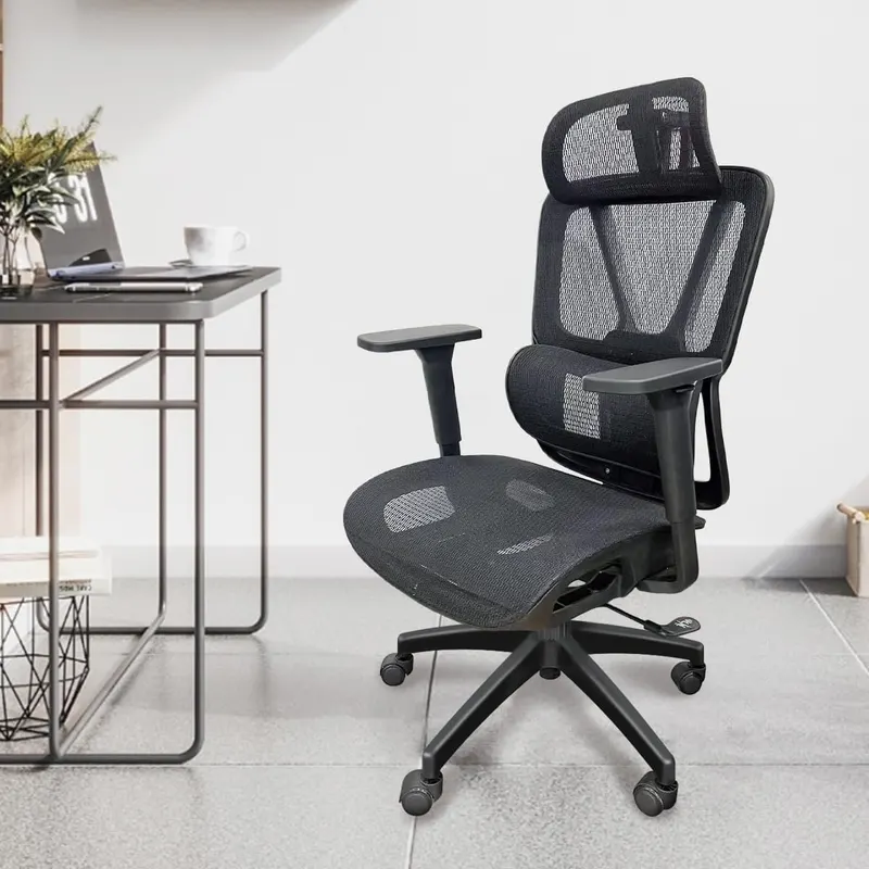 Cadeira de Escritório Ergonômica Python Fly em Malha Testada Conforme NR-17, Lombar Integrada Fixa, Assento Arejado, Braços 3D, Suporta até 150kg (Preto) em promoção na Amazon